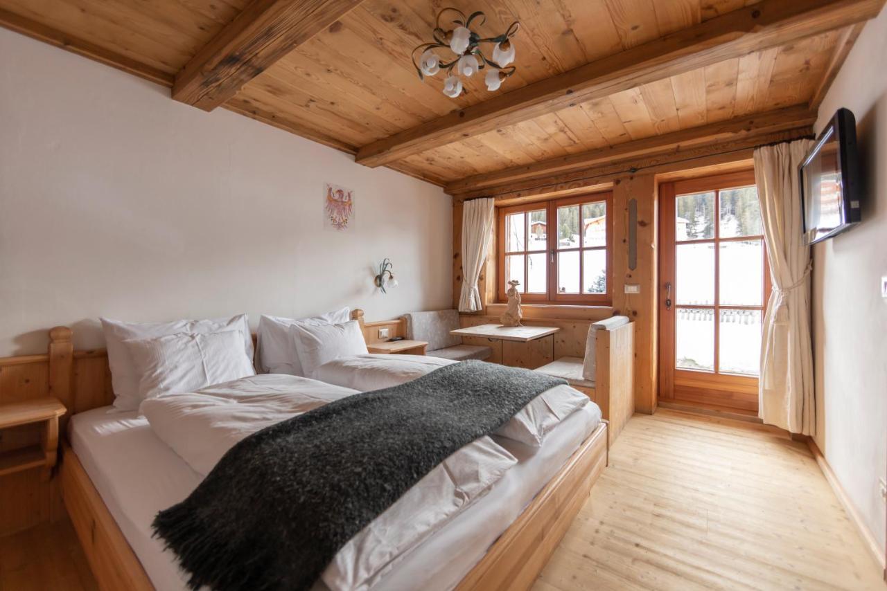 Villa Al Bosco Selva di Val Gardena Luaran gambar